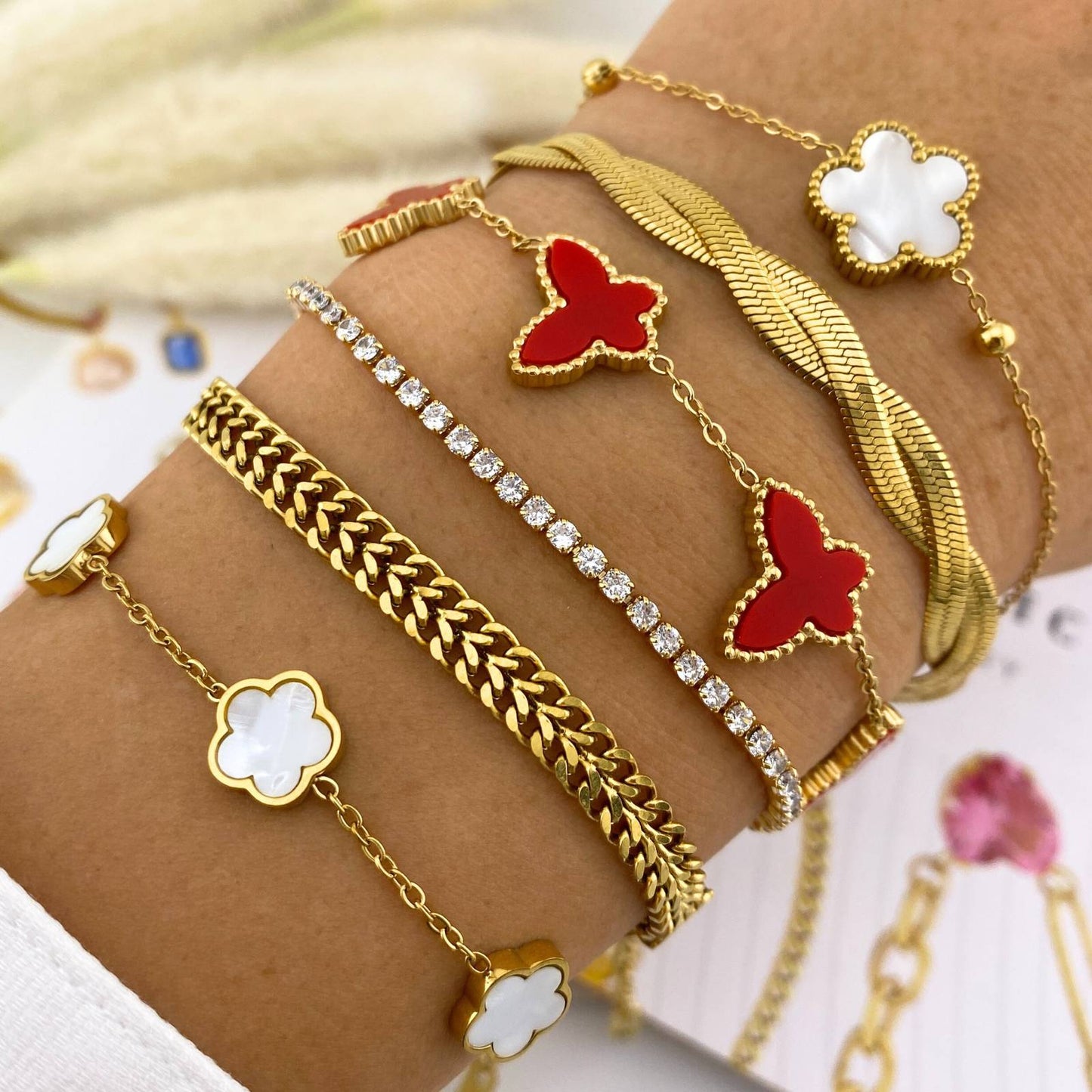 18K gold plated Stainless steel Flower bracelet, Intensity